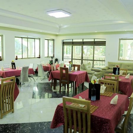 Victoria Royal Hotel Entebbe Exterior foto